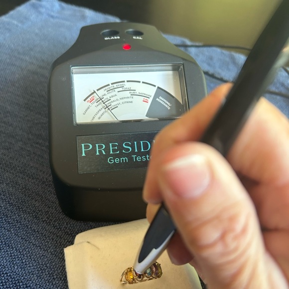 Genuine Peridot, Amethyst, Citrine,Topaz and Garnet in 10k gold ring - Picture 9 of 16